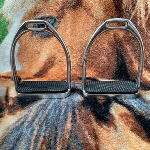 Stübben Stainless Steel Stirrup Irons